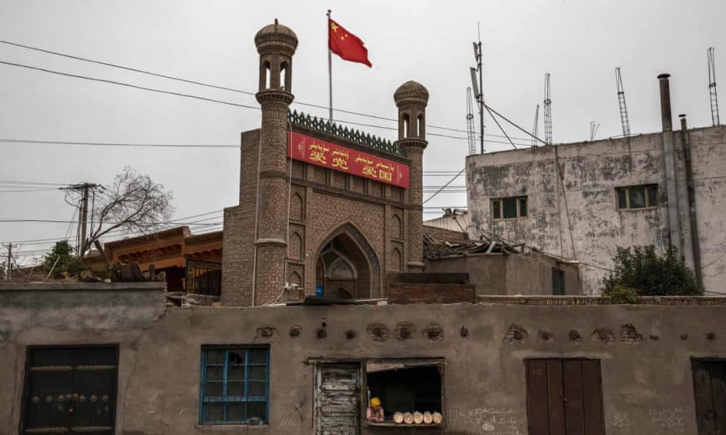 Çin, Sincan’dan İslamı siliyor