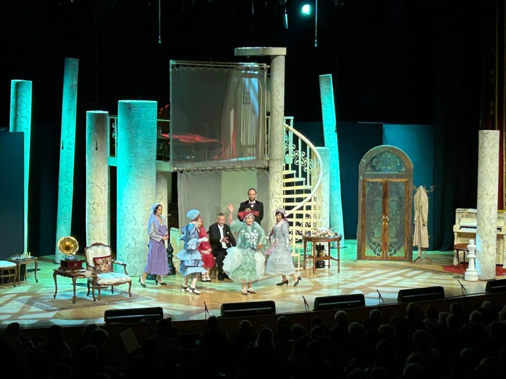 Tiyatrokare’nin ‘Veda’ adlı oyununun galası gerçekleştirildi.