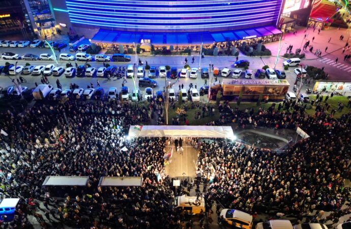 Diyarbakır ve Mardin illerinde İsrail’e karşı düzenlenen protestolar gerçekleşti.