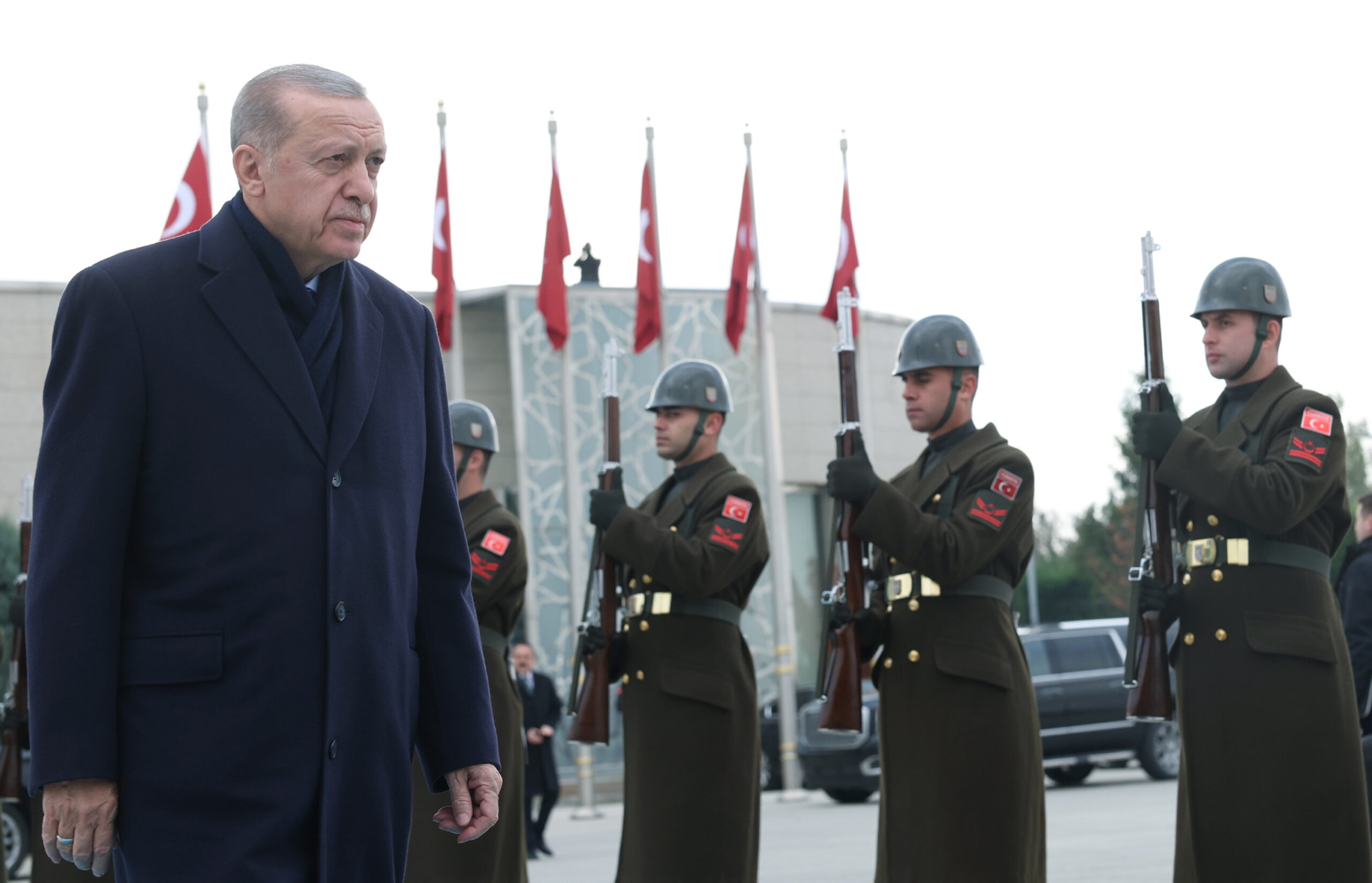 Türkiye Cumhuriyeti Cumhurbaşkanı Recep Tayyip Erdoğan, Cezayir’e resmi bir ziyaret gerçekleştirdi.