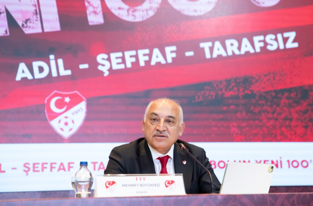 Türkiye Futbol Federasyonu (TFF) Başkanı Mehmet Büyükekşi, Merkez Hakem Kurulu’nda (MHK) yeni bir yapılanma sürecini başlatacaklarını duyurdu.