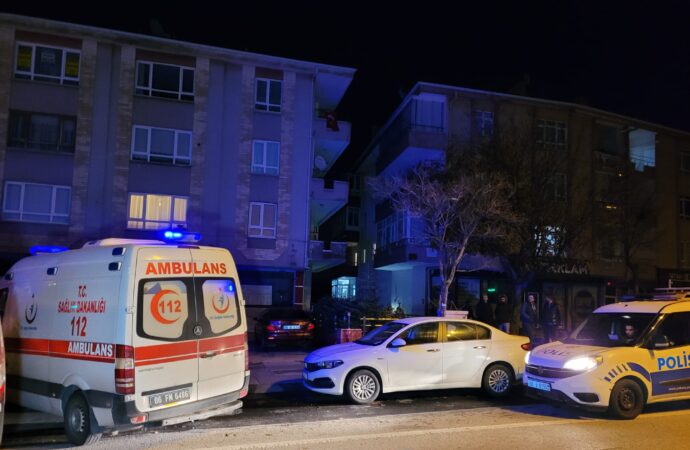 Ankara’da bir mahalle bekçisi, eşini öldürdükten sonra intihar etti.