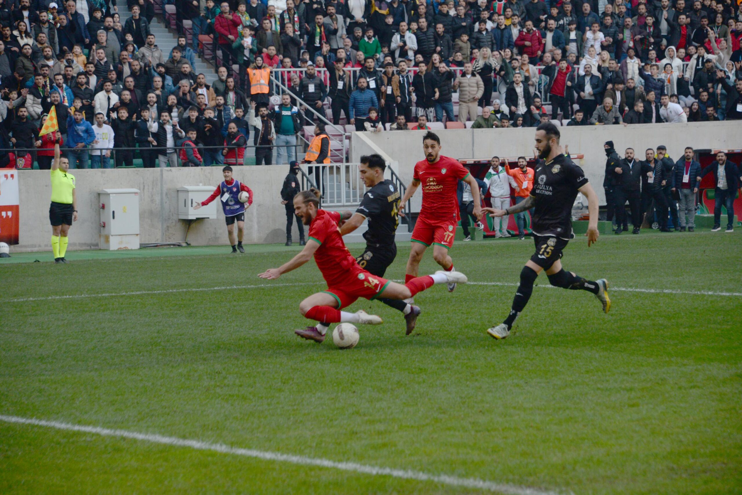 Kastamonuspor, Amed Sportif Faaliyetler karşısında 1-2’lik skorla galip geldi.