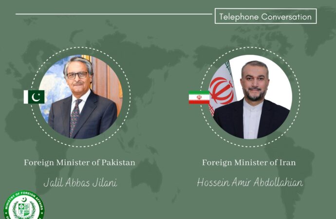 Pakistan Dışişleri Bakanı, İranlı mevkidaşıyla telefon görüşmesi gerçekleştirdi.