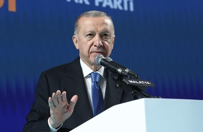 Erdoğan’dan ‘siyaset yapmayın’ çağrısı: ‘Aç gözlülük sebebiyle acı yaşatanlar hesap verecek’