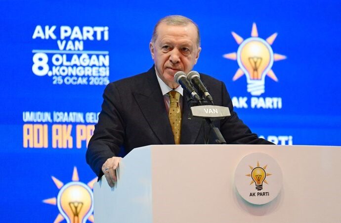 Erdoğan’ın Ak Parti için hedefi iddialı: Yüzde 50’nin altına düşmeyelim