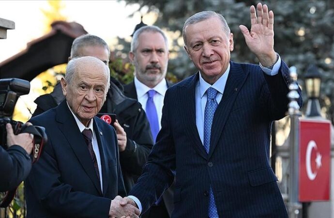 Erdoğan-Bahçeli buluştu, 40 dakika konuştu