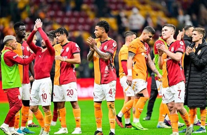 Galatasaray ile Başakşehir gol düellosunda yenişemedi