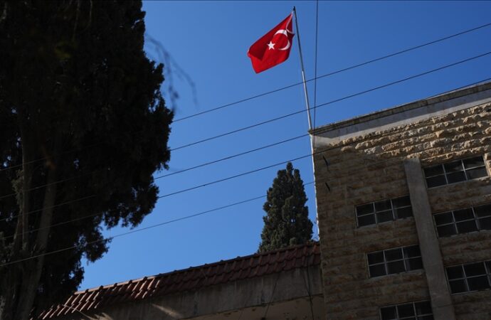 Halep Başkonsolosluğu da çalışmaya başladı