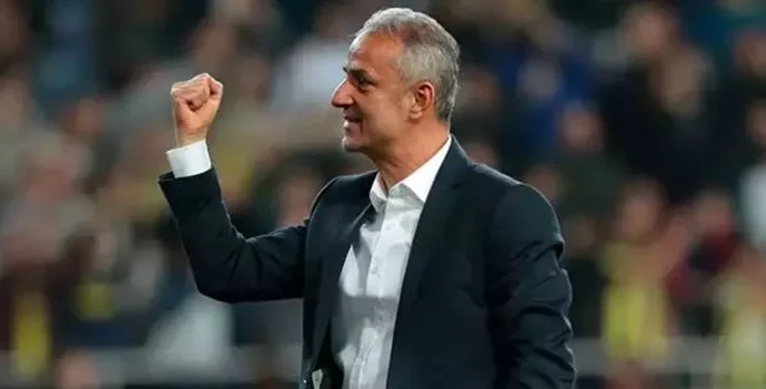 İsmail Kartal İran’da Persepolis’e imzayı attı