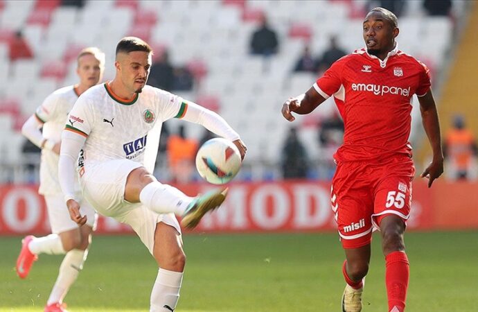 Sivasspor ile Alanyaspor haftayı 1’er puanla kapattı