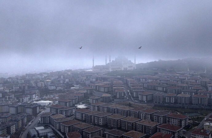 İstanbul bir hafta sisli, hava da kirli