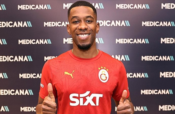 Carlos Cuesta Galatasaray’da