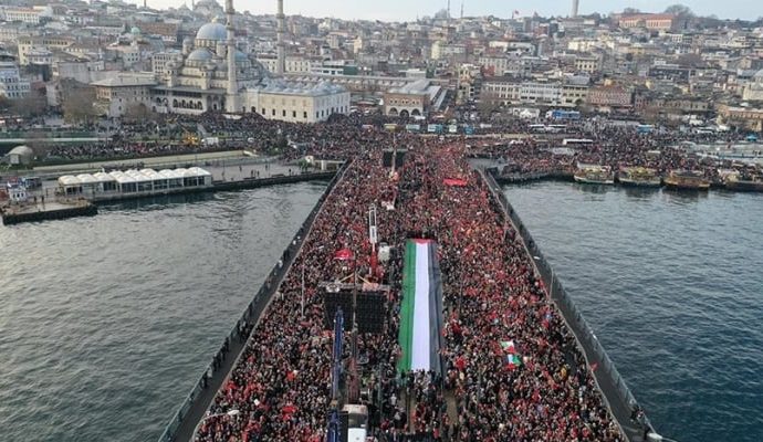 CHP’ye Galata Köprüsü’nde Filistin için yürüme izni yok