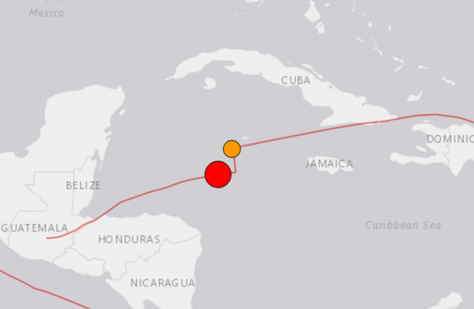 Karayiplerde 7.6 büyüklüğünde deprem! Tsunami uyarısı yapıldı