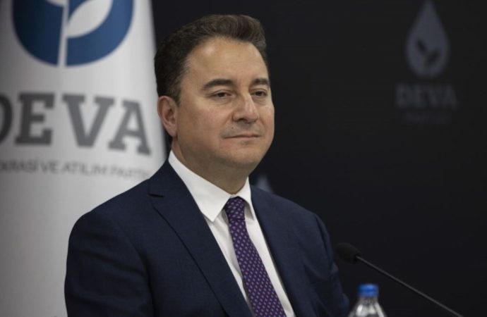 Ali Babacan: ‘Emeklileri, asgari ücretlileri fitreye muhtaç ettiniz’